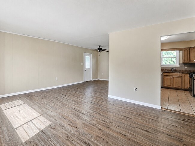 Photo - 11314 Old Fort Rd