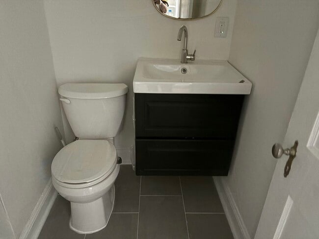 Photo - 1543 Northwick Rd Unit 1