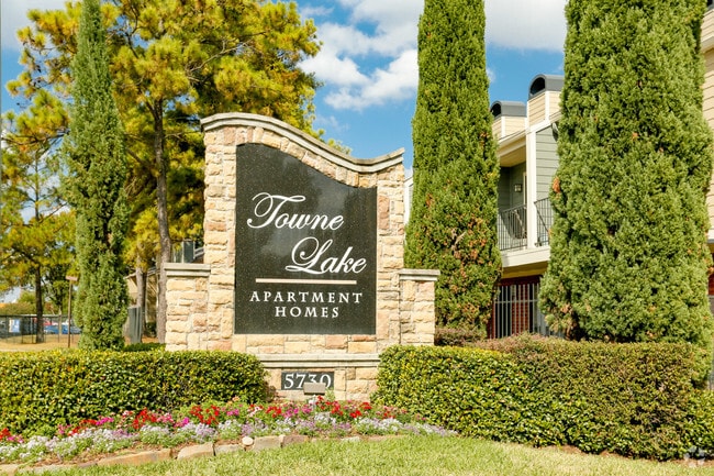 Photo - Towne Lake Apartments