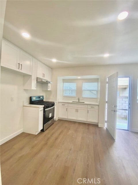 Photo - 920 W Olive Ave