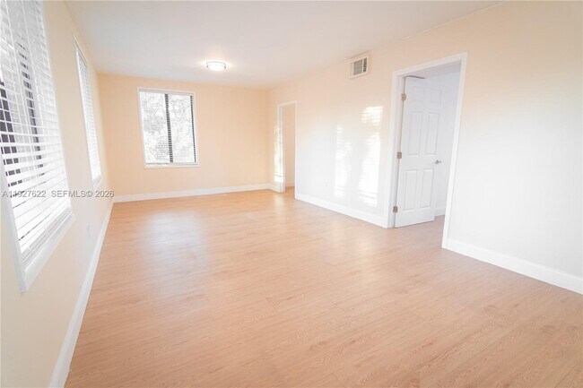 Photo - 2575 SW 59th Ave Unit 3