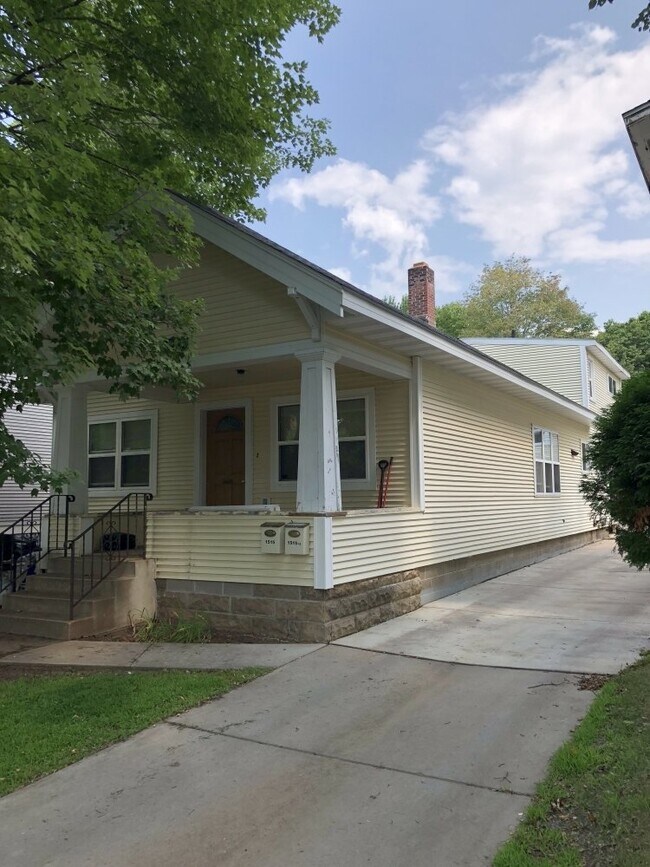 Exciting 3 Bed 1 Bath close to UWEC!