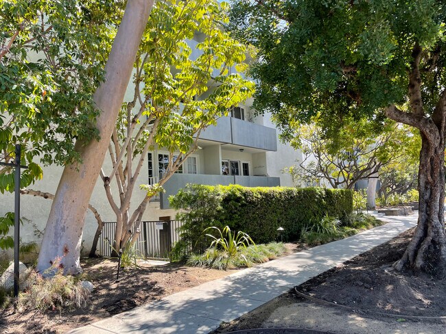 Photo - 901 10th St Unidad 202