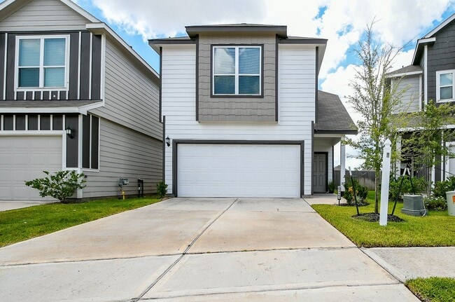 Photo - 24967 Goldoni Dr