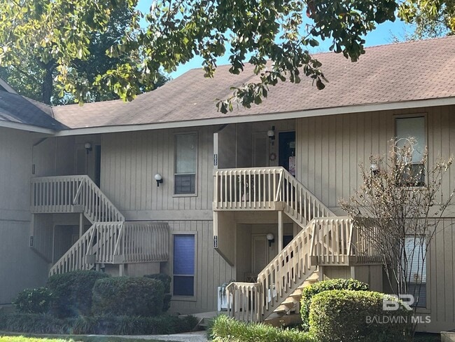 Photo - 2031 Sea Cliff Dr S