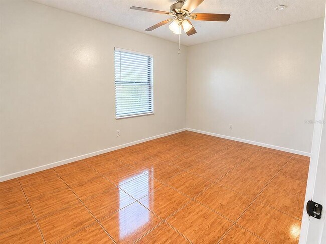 Photo - 773 E Birchwood Cir