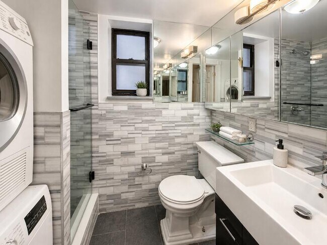 Photo - 250 Mott St Unit 16