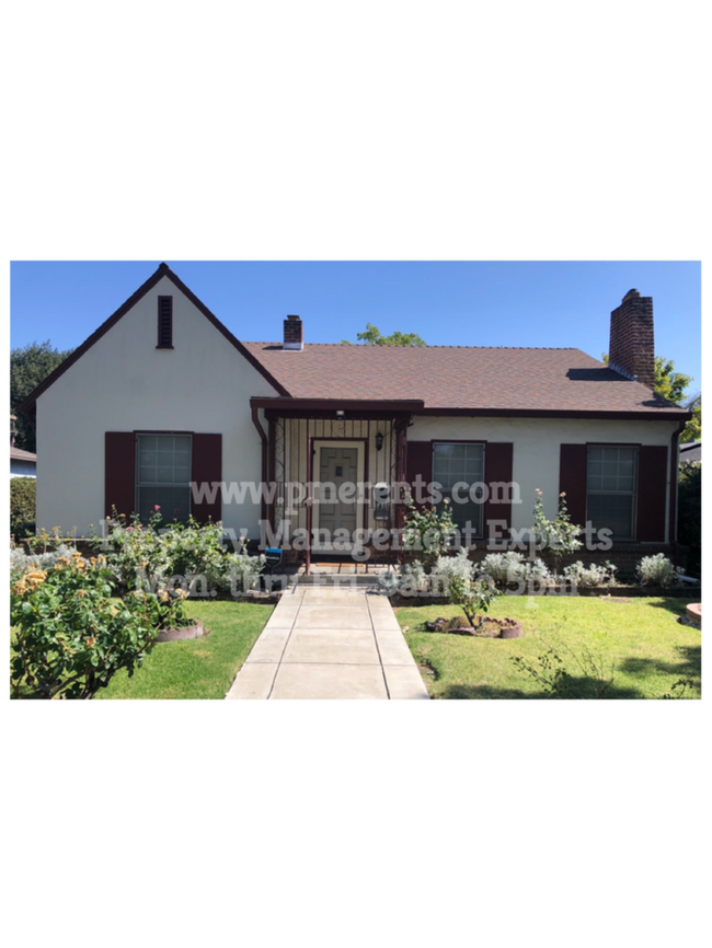 Building Photo - 1168 S Country Club Blvd Rental