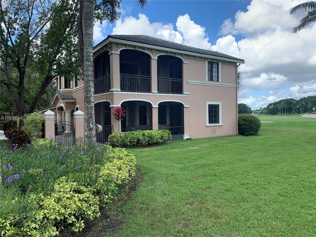 Photo - 2643 Center Ct Dr