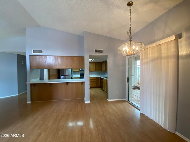Photo - 510 W Fellars Dr