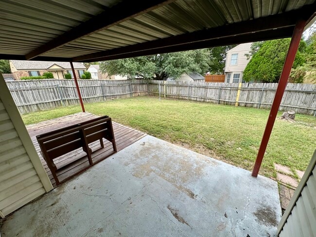 Back Patio - 3820 Bigleaf Ln