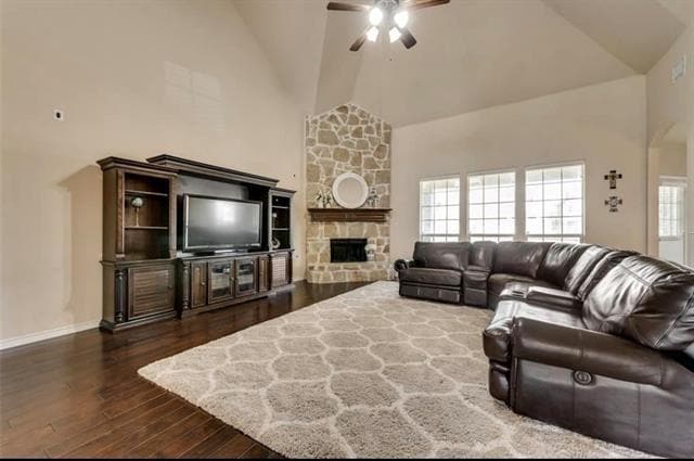 Photo - 308 Wisteria Way