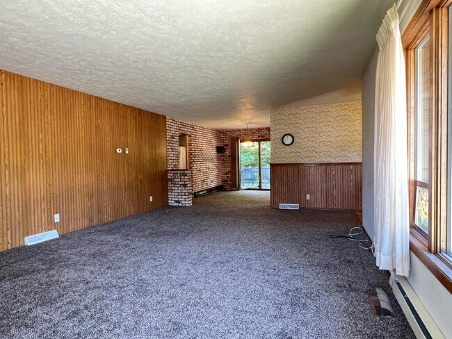 Photo - 104 Sunset Dr