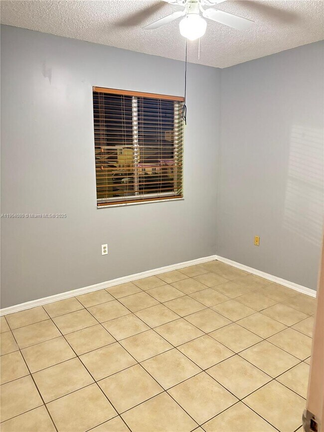 Photo - 300 NW 114th Ave