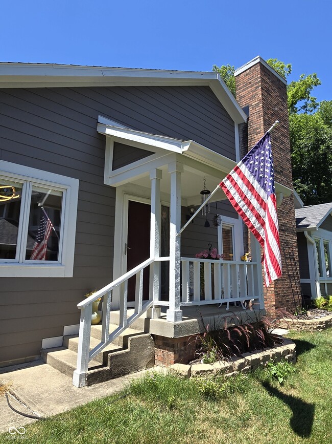 Photo - 8198 Foxchase Cir
