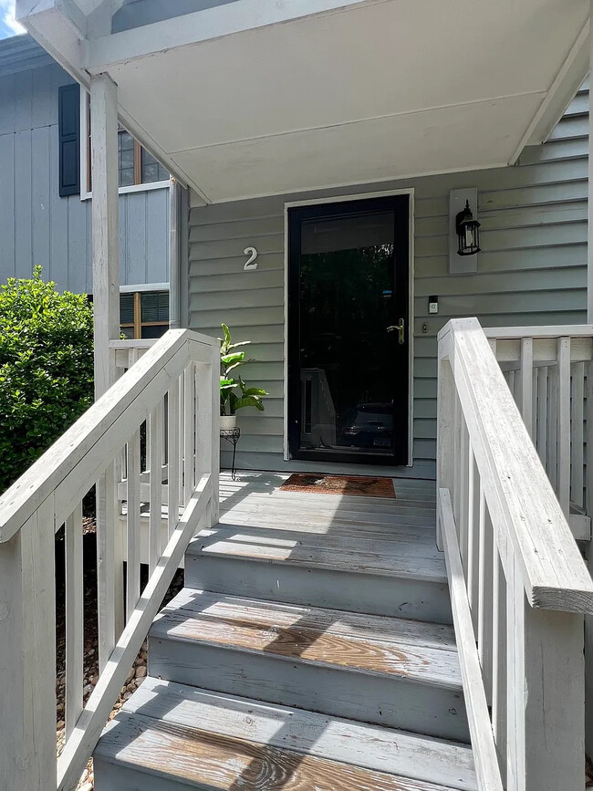 Photo - Room in Townhome on Willow Bridge Dr