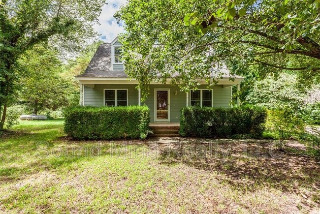 Building Photo - 1012 Windward Psge