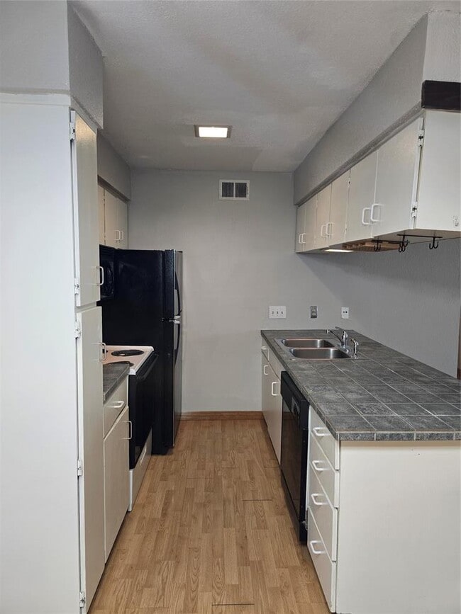 Photo - 910 Duncan Ln Unit 56