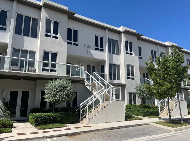Photo - 10225 NW 63rd Ter Unit 204