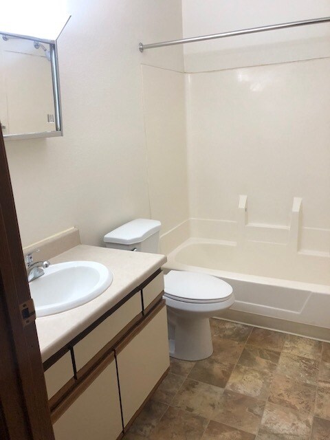 Winchester Place Apartments