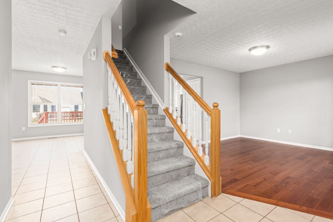Photo - 4409 Leppert Rd