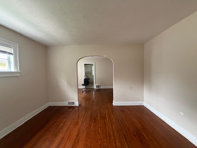 Photo - 1241 Bissell St