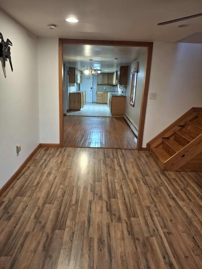 Photo - 79 Harris St