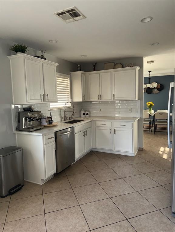 Photo - 15101 Nuttall Dr