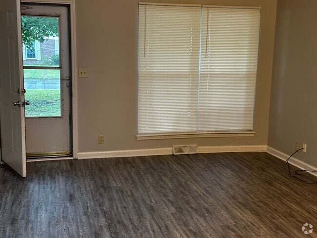 Building Photo - 3755 Chamberlain Ct Unit 3755 chamberlain ct Rental