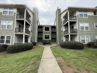 Photo - 979 Stewarts Creek Dr
