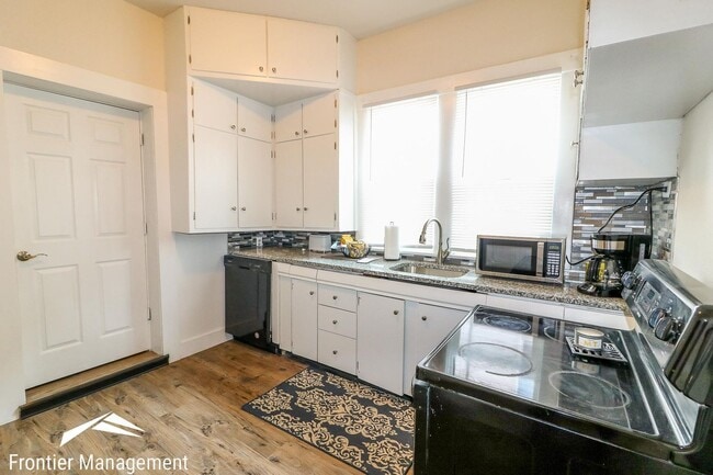 Photo - Awesome 4 Bedroom on the East Side of Manh...