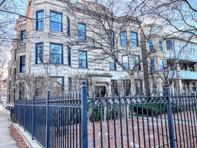 Photo - 3212 W Altgeld St Rental