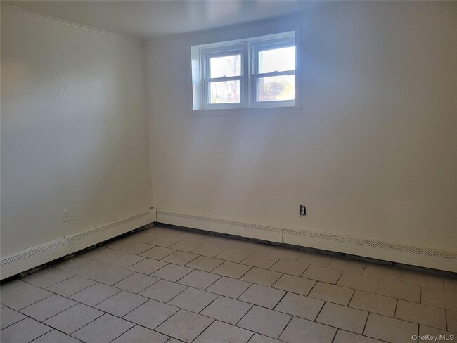 Photo - 3479 Lexington Ave Unit L8