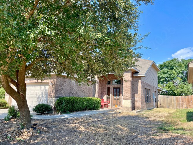 Photo - 3843 Bogie Way