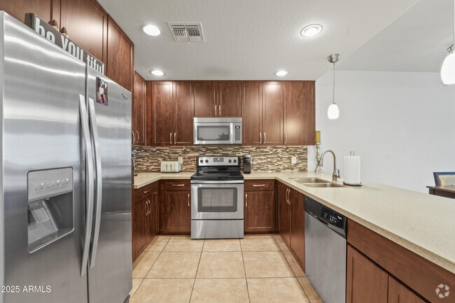 Building Photo - 5450 E Deer Valley Dr Unit 4185 Rental