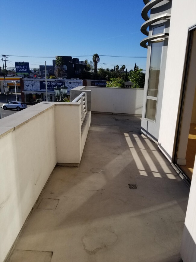 Photo - 1260 S Corning St