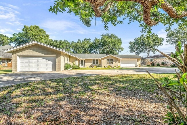 Photo - 6770 E Bay Blvd