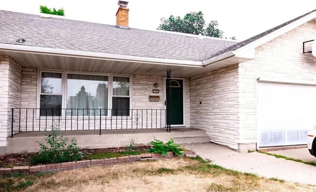 Building Photo - 4 Bedroom 3 Bathroom - South Fargo - All U... Rental