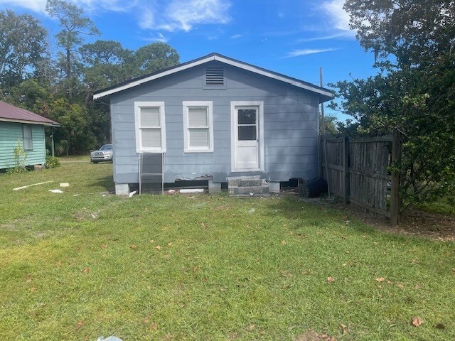 Photo - 250 Vernis Ave Apartment