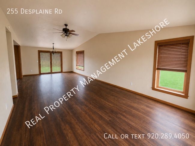 Photo - 255 Desplaine Rd