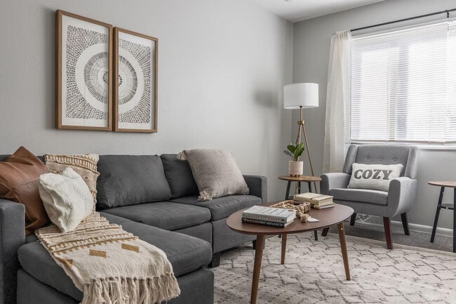 Building Photo - 4305 NW 56th St Unit ID1328905P