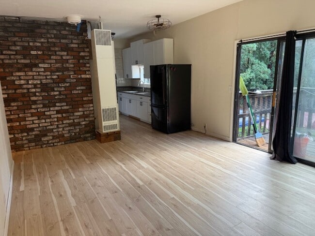 Photo - 3-Bedroom, 1-Bathroom Home on 2 Acres in A...