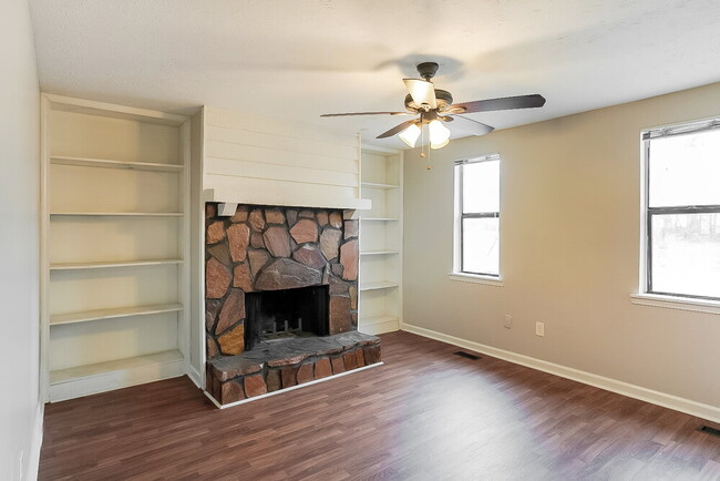 Photo - 5840 Pair Ct