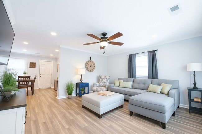 Building Photo - 3830 Manchester Dr