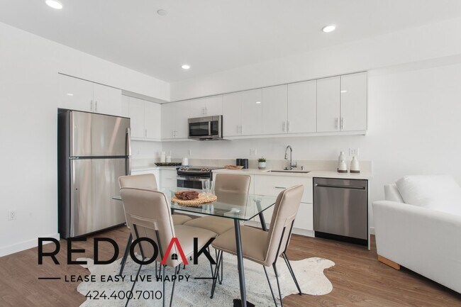 Photo - 1011-1013 Everett St Unit B-307