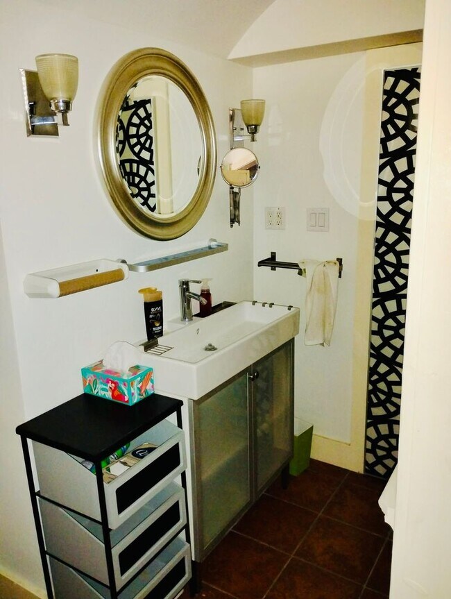 Photo - 936 Riverside Dr Unit 936 Riverside Dr #1