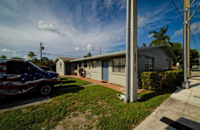 Photo - 2723 Griffin Rd Townhome