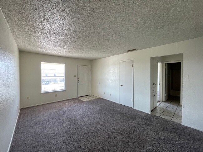 Photo - 1106 Eastside Dr Unidad C