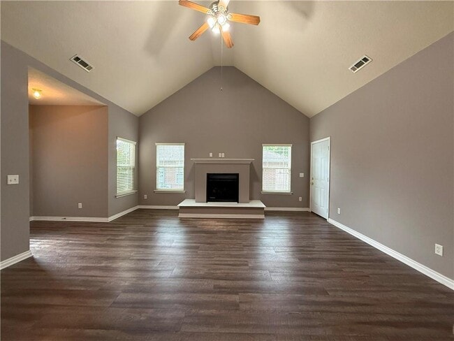 Photo - 661 Appleridge Dr