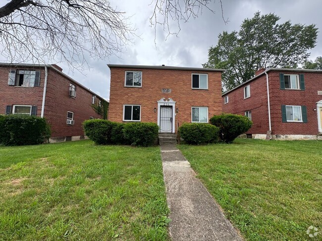 Building Photo - 214 Basswood Ave Unit 3 Rental